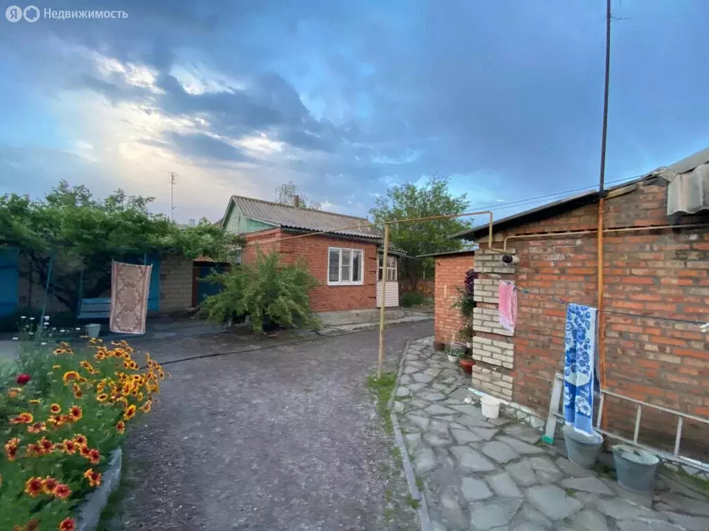 Дом в Шахты, улица Нариманова (50 м) - Фото 0