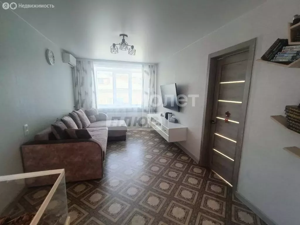 3-комнатная квартира: село Краснореченское, Почтовая улица, 1 (52.1 м) - Фото 2