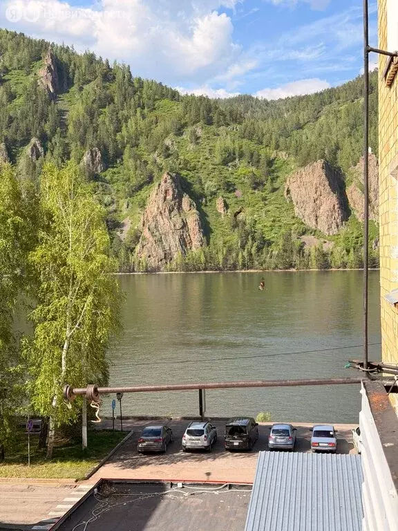 2-комнатная квартира: Дивногорск, Набережная улица, 1 (44.5 м) - Фото 1
