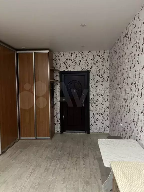 Комната 21 м в 6-к., 6/9 эт. - Фото 1