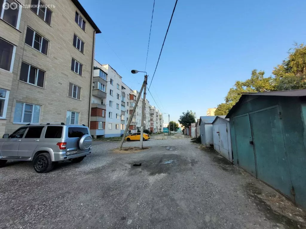 2-комнатная квартира: Баксан, улица имени Ю.А. Гагарина, 4 (56.8 м) - Фото 1