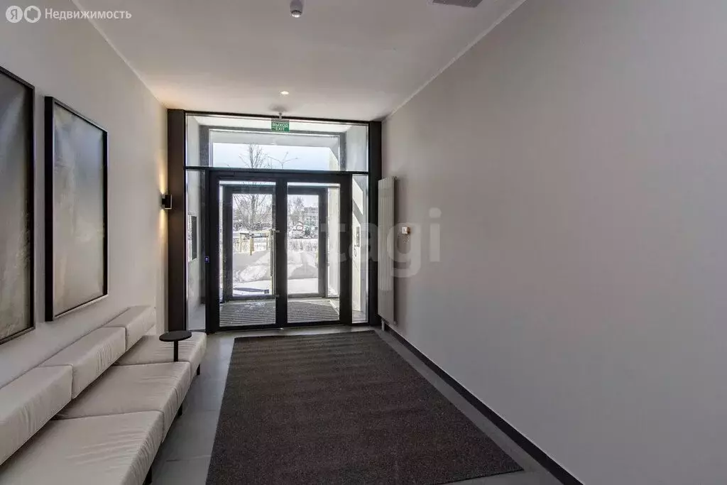 1-комнатная квартира: Тюмень, улица Республики, 205к1 (38.4 м) - Фото 2