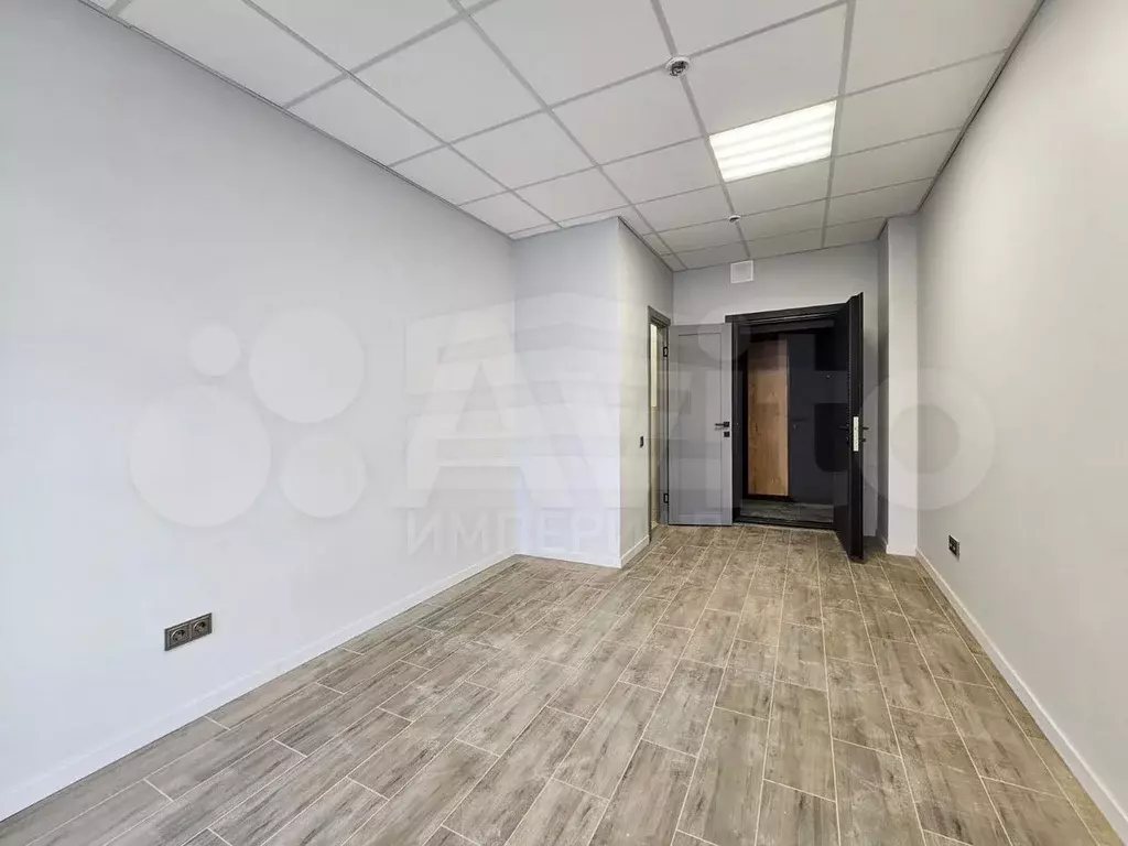 Собственник сдает офис 15.8 м2 - Фото 1