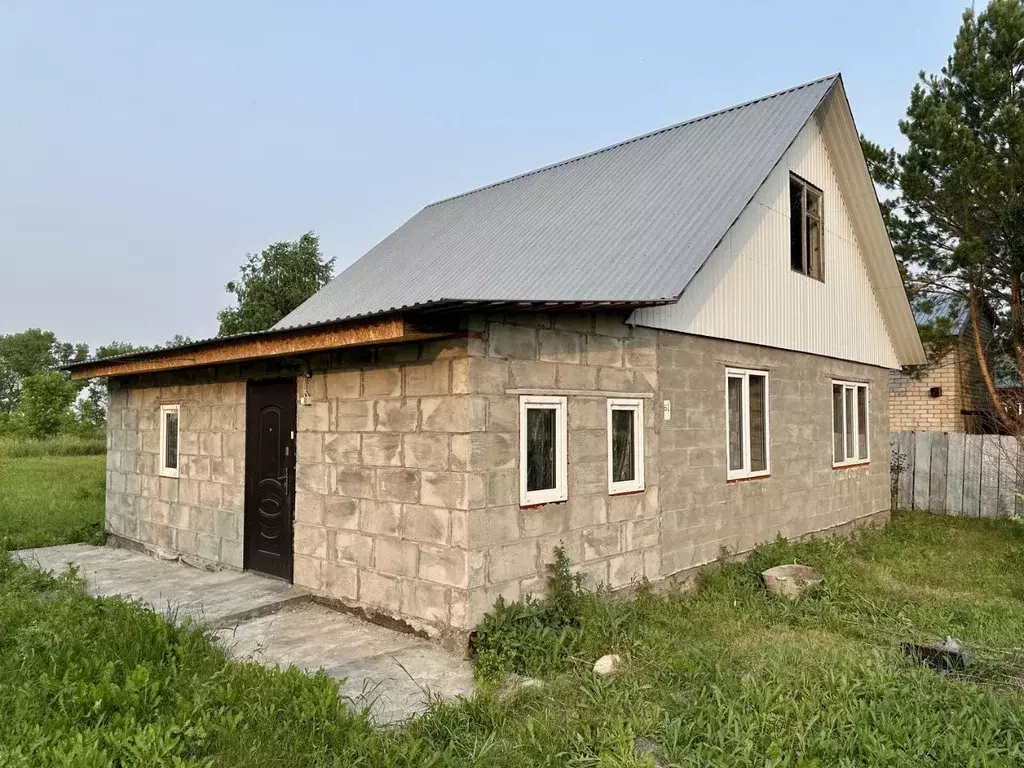 Дом в Алтайский край, Павловский район, пос. Новые зори Молодежная ... - Фото 1