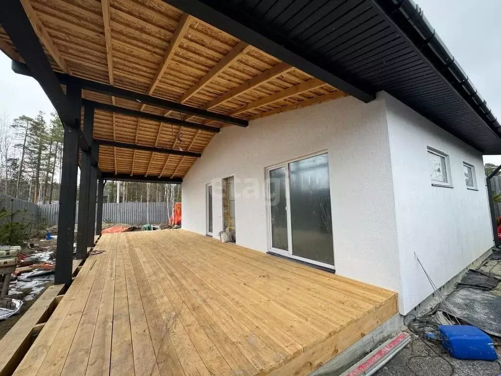 Дом в Свердловская область, Верхняя Пышма городской округ, пос. ... - Фото 1