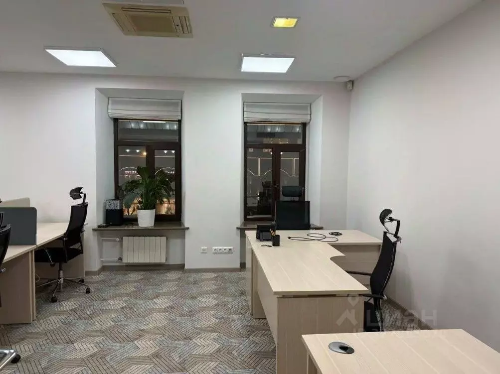 Офис в Москва ул. Большая Якиманка, 17/2С1 (740 м) - Фото 1
