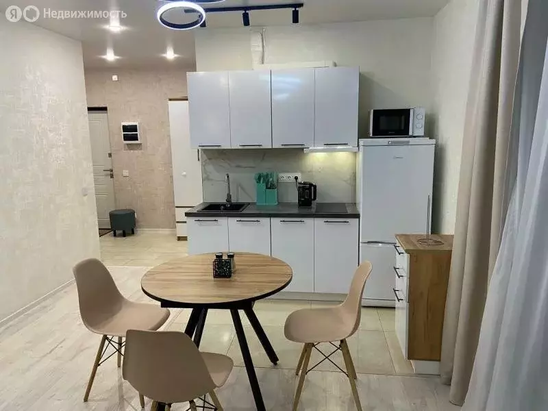 Квартира-студия: Иркутск, проезд Юрия Тена, 2/4 (37.6 м) - Фото 1