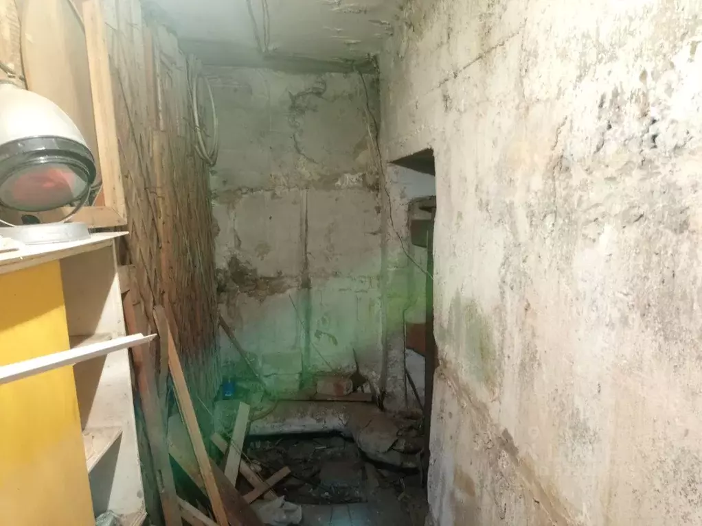 Помещение свободного назначения в Пермский край, Пермь ул. Липатова, 5 ... - Фото 1