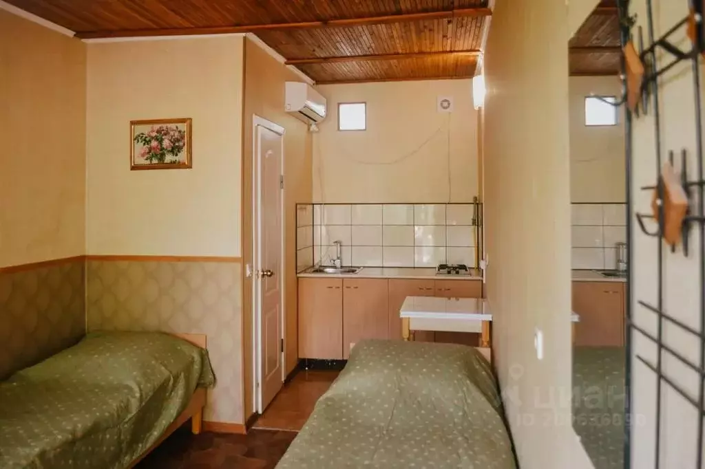 Комната Крым, Феодосия пер. Строительный, 6 - Фото 1