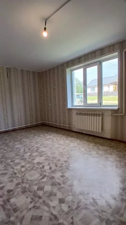 Дом в Пермский край, Юрлинский муниципальный округ, с. Юрла ул. ... - Фото 2