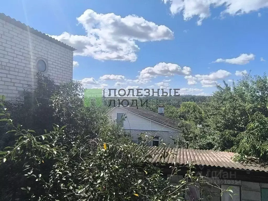 Дом в Белгородская область, Белгород ул. Комарова, 30 (94 м) - Фото 2