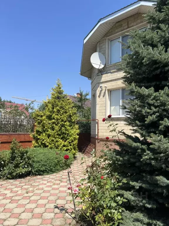Дом в Краснодарский край, Краснодар ул. Рощинская, 47 (459 м) - Фото 1