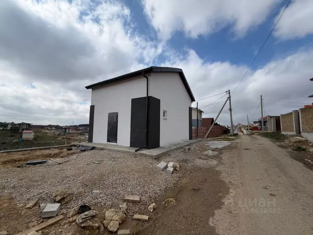 Дом в Севастополь ул. Генерала Мельника, 2 (85 м) - Фото 1