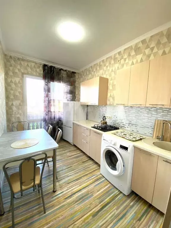 1-к. квартира, 34 м, 1/3 эт. - Фото 0