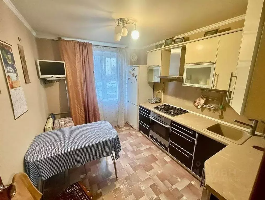 2-к кв. Белгородская область, Белгород ул. Губкина, 18г (61.0 м) - Фото 1