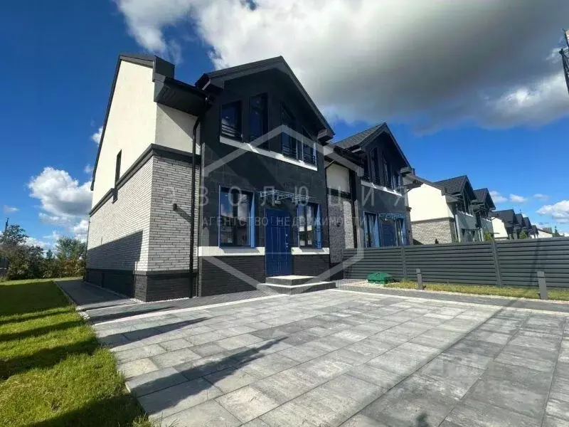 Таунхаус в Калининградская область, Гурьевск ул. Солнечная, 44 (155 м) - Фото 1