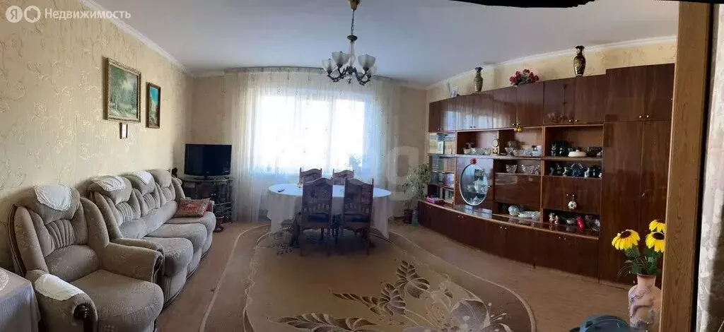 3-комнатная квартира: Нижнекамск, улица Сююмбике, 59 (88 м) - Фото 1