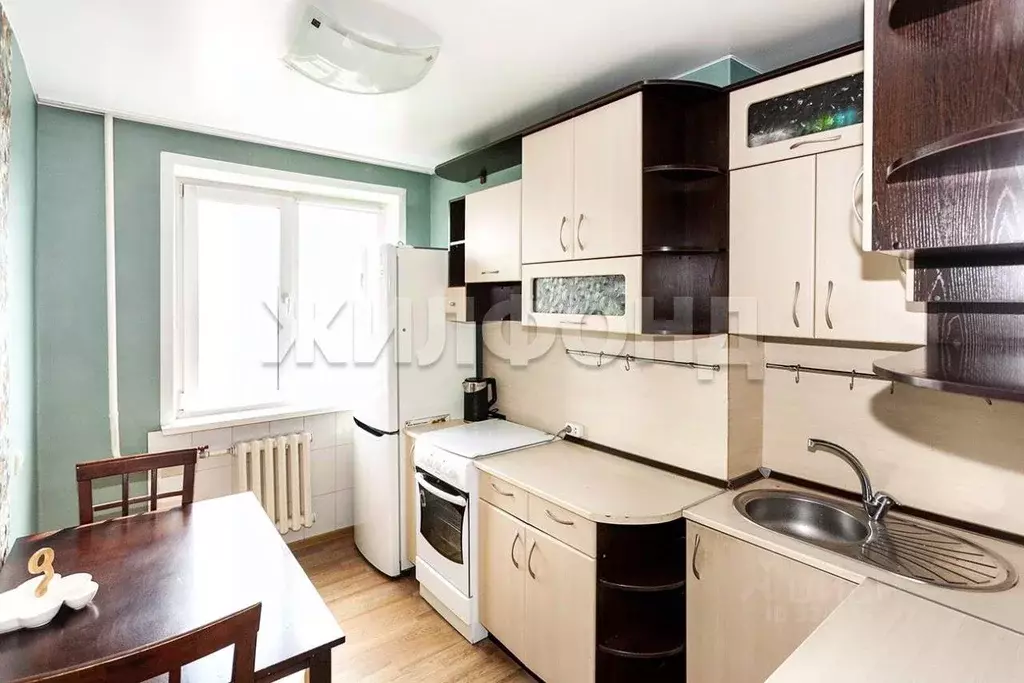 2-к кв. Алтайский край, Барнаул ул. Шумакова, 32 (43.6 м) - Фото 2