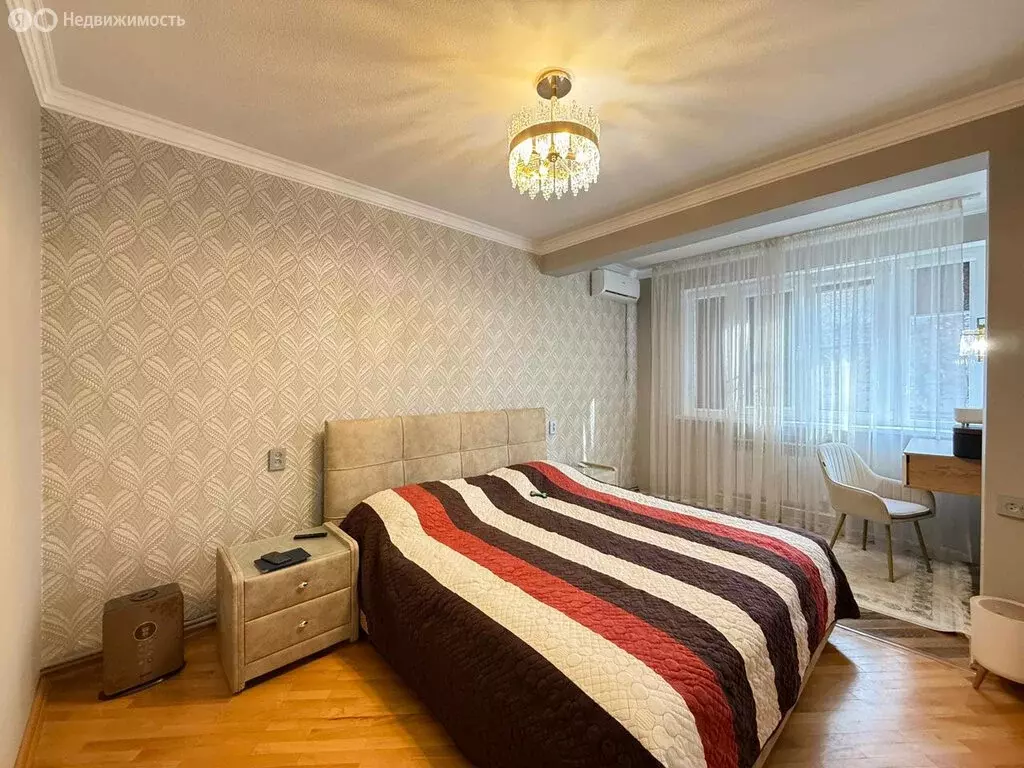 3-комнатная квартира: Нальчик, улица Ватутина, 12 (119.9 м) - Фото 1