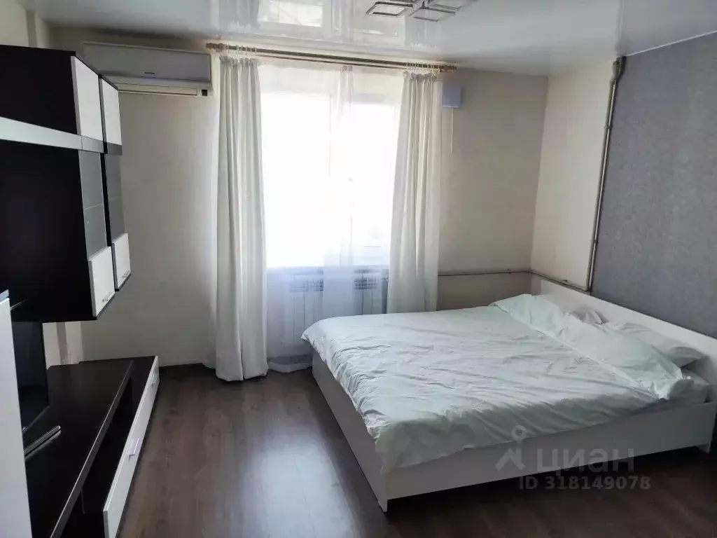 1-к кв. Краснодарский край, Новороссийск просп. Ленина, 9Б (35.0 м) - Фото 0