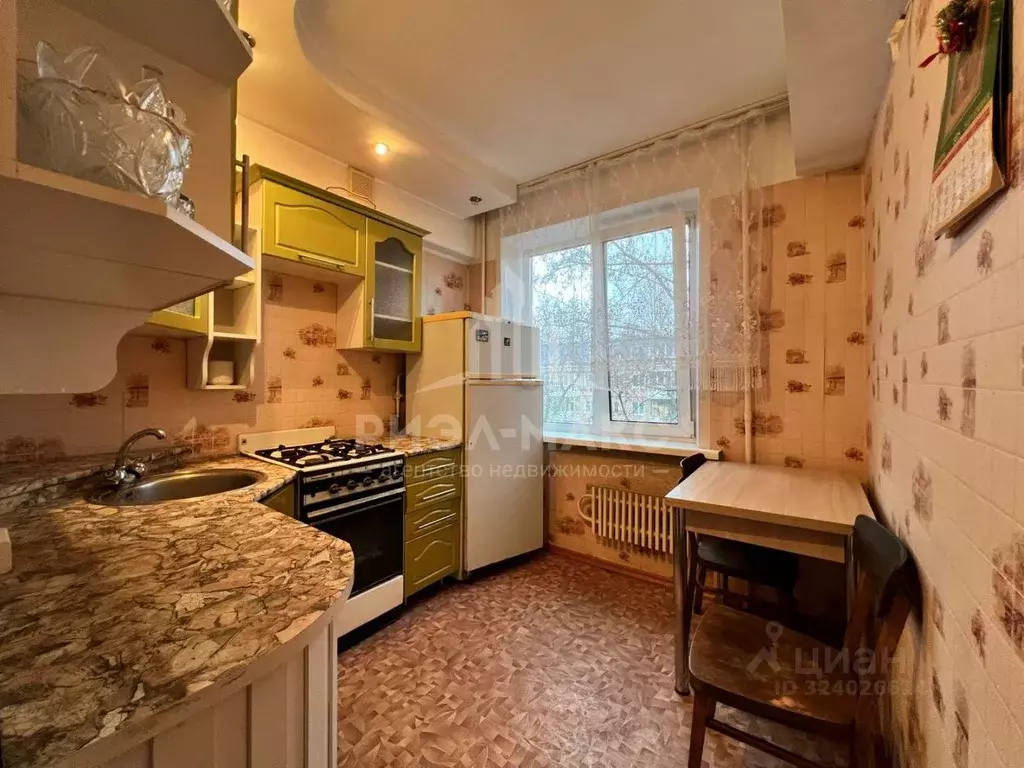 1-к кв. Брянская область, Брянск ул. Молодой Гвардии, 68 (30.0 м) - Фото 1