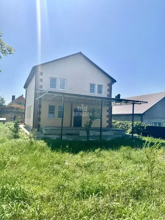 Дом в Воронежская область, Воронеж ул. Серебрянского, 27 (200 м) - Фото 1