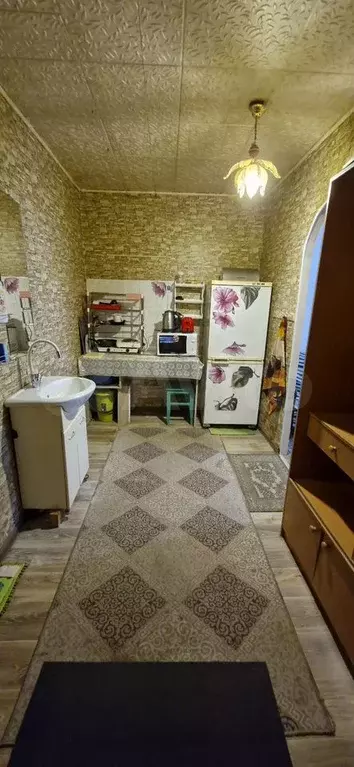 Комната 18 м в 4-к., 2/5 эт. - Фото 0