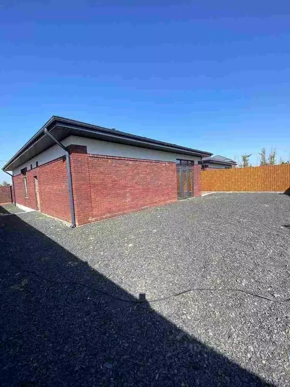 Дом в Ростовская область, Аксай проезд Петровский, 14 (125 м) - Фото 1