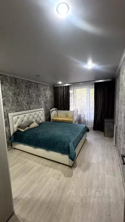 3-к кв. Оренбургская область, пос. Комаровский ул. Южная, 31 (62.0 м) - Фото 1