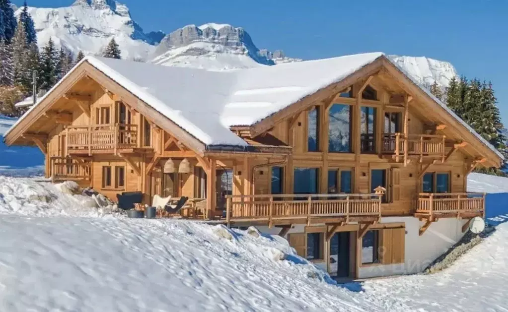 Дом в Краснодарский край, Сочи Красная Поляна пгт,  (270 м) - Фото 1