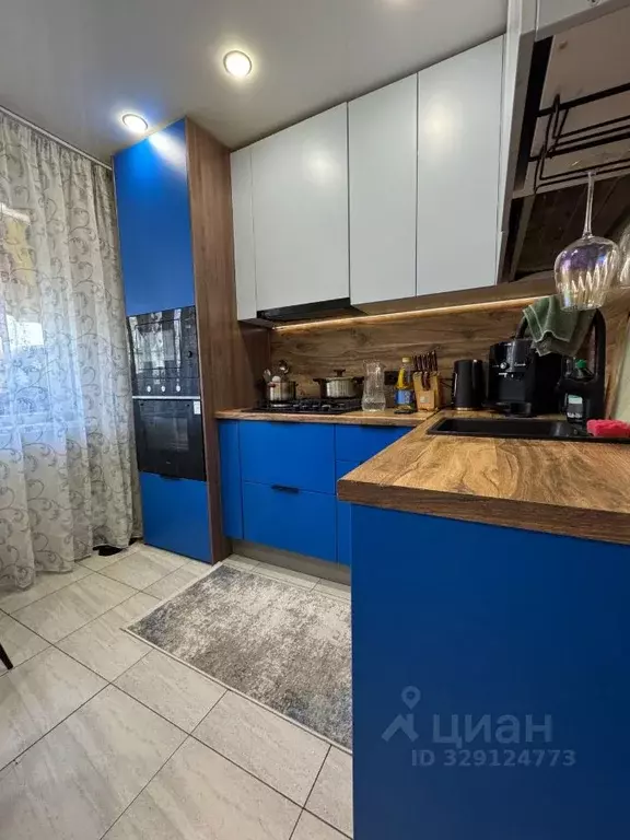 2-к кв. Псковская область, Псков ул. Алтаева, 8 (52.6 м) - Фото 2