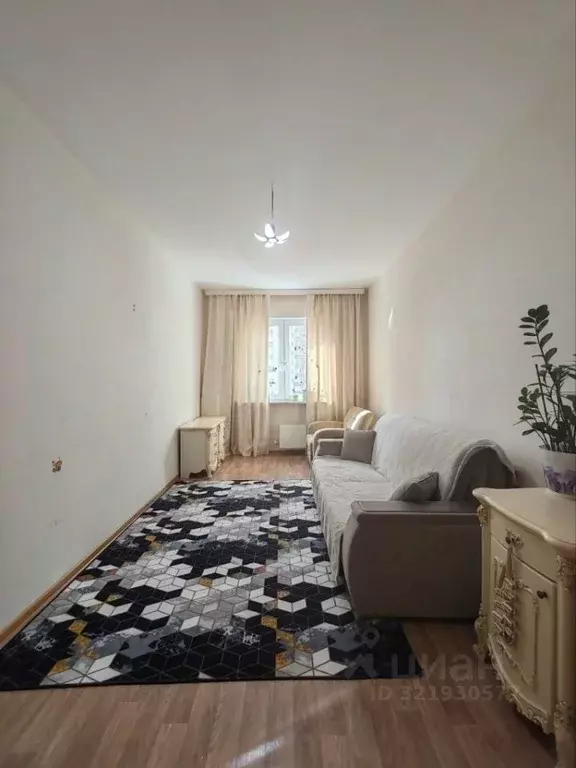 2-к кв. Ханты-Мансийский АО, Сургут ул. Ивана Захарова, 12/1 (59.4 м) - Фото 0