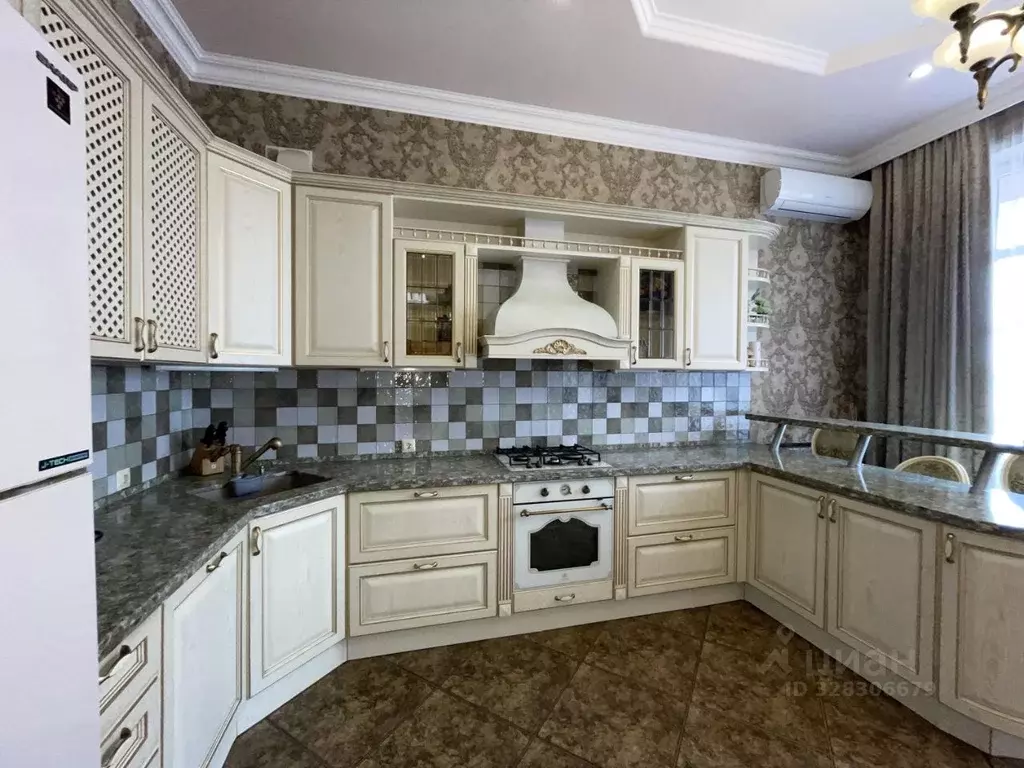 Коттедж в Краснодарский край, Сочи Бытха мкр, ул. Ворошиловская, 11/7 ... - Фото 2