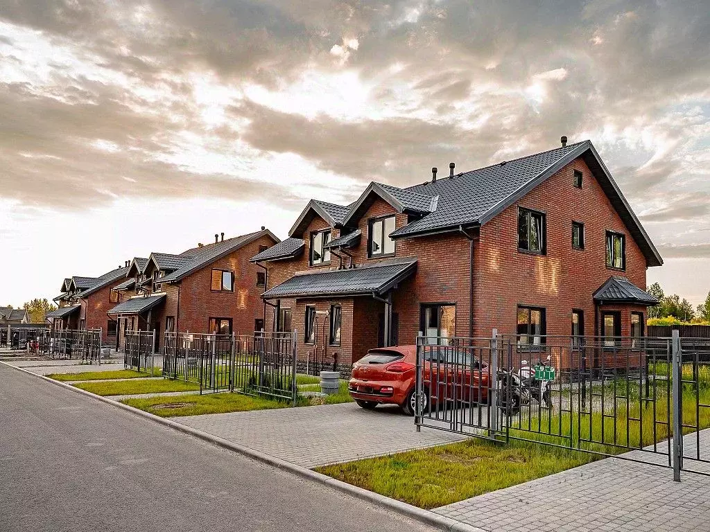 Таунхаус в Ленинградская область, Всеволожский район, Юкковское с/пос, ... - Фото 1