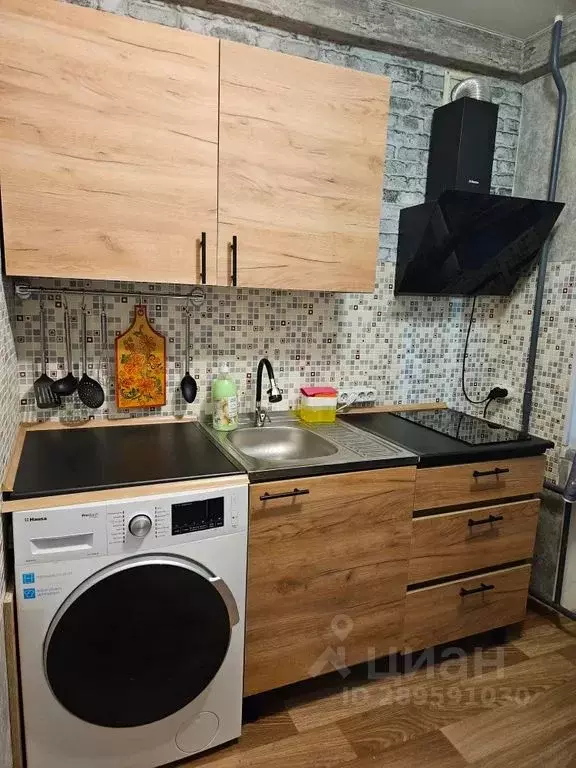 2-к кв. Мурманская область, Кировск ул. 50 лет Октября, 27 (44.0 м) - Фото 1