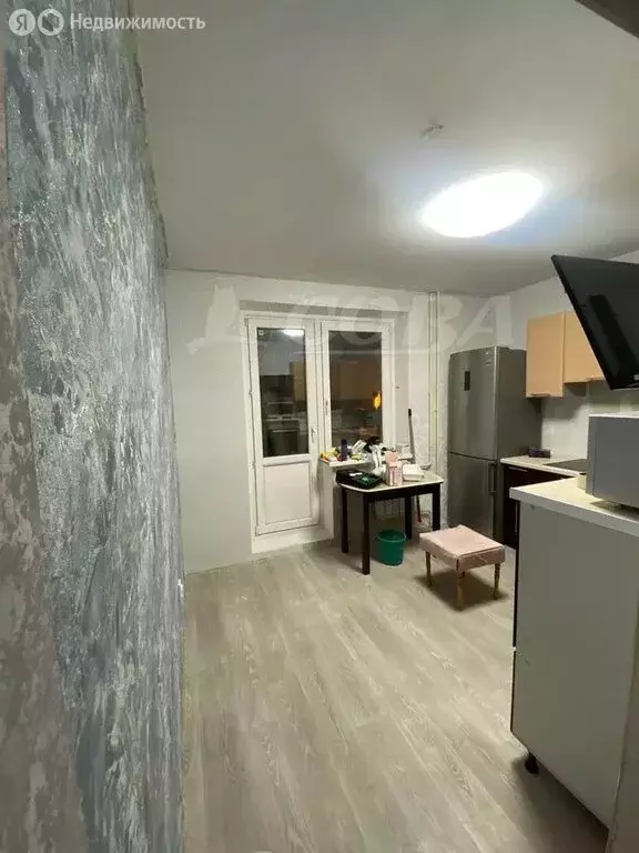 1-комнатная квартира: Тюмень, Широтная улица, 192 (42 м) - Фото 1