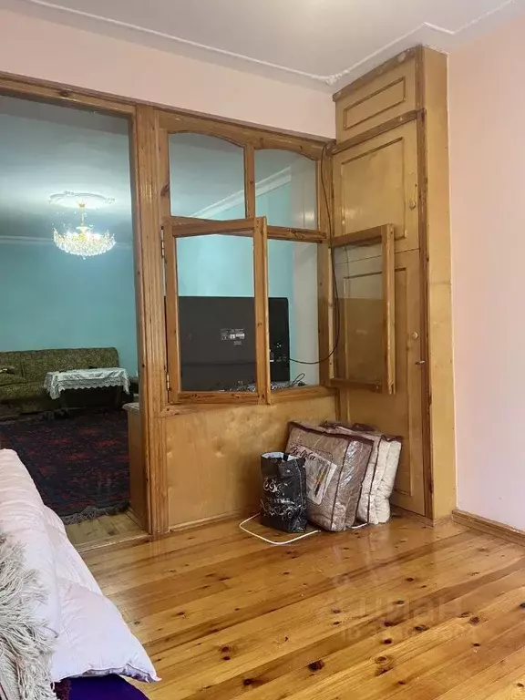 1-к кв. Дагестан, Дербент ул. Имени Надыра Эмиргамзаева, 40А (67.0 м) - Фото 1