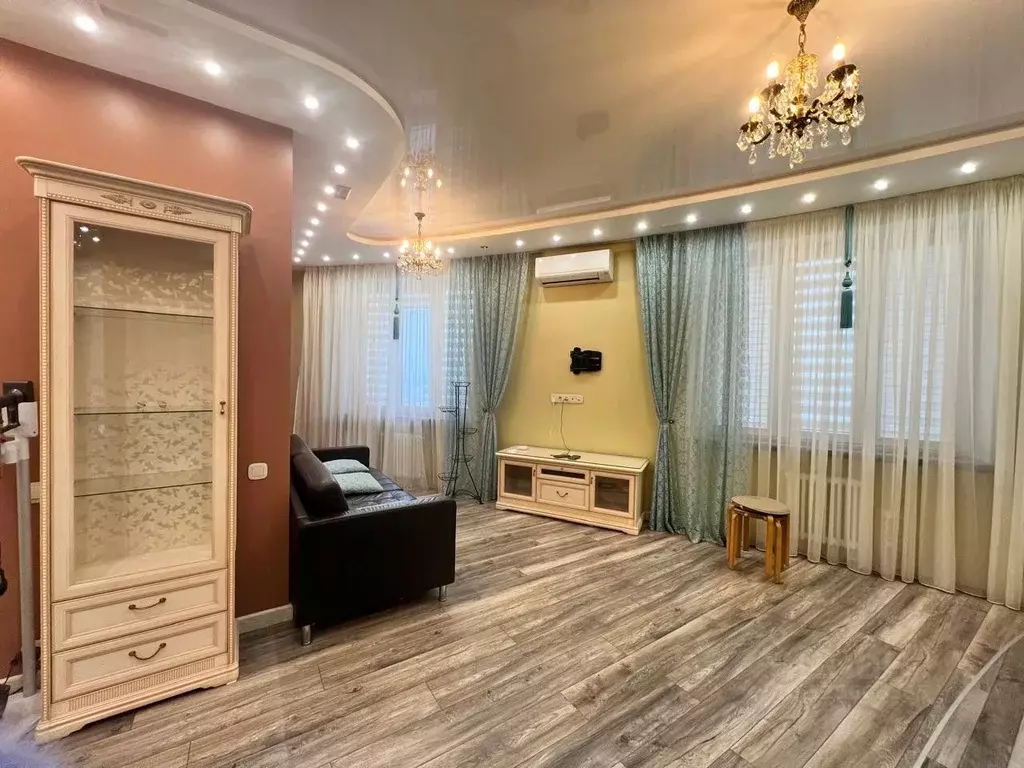 2-к кв. Московская область, Реутов ул. Реутовских ополченцев, 10 (82.0 ... - Фото 2