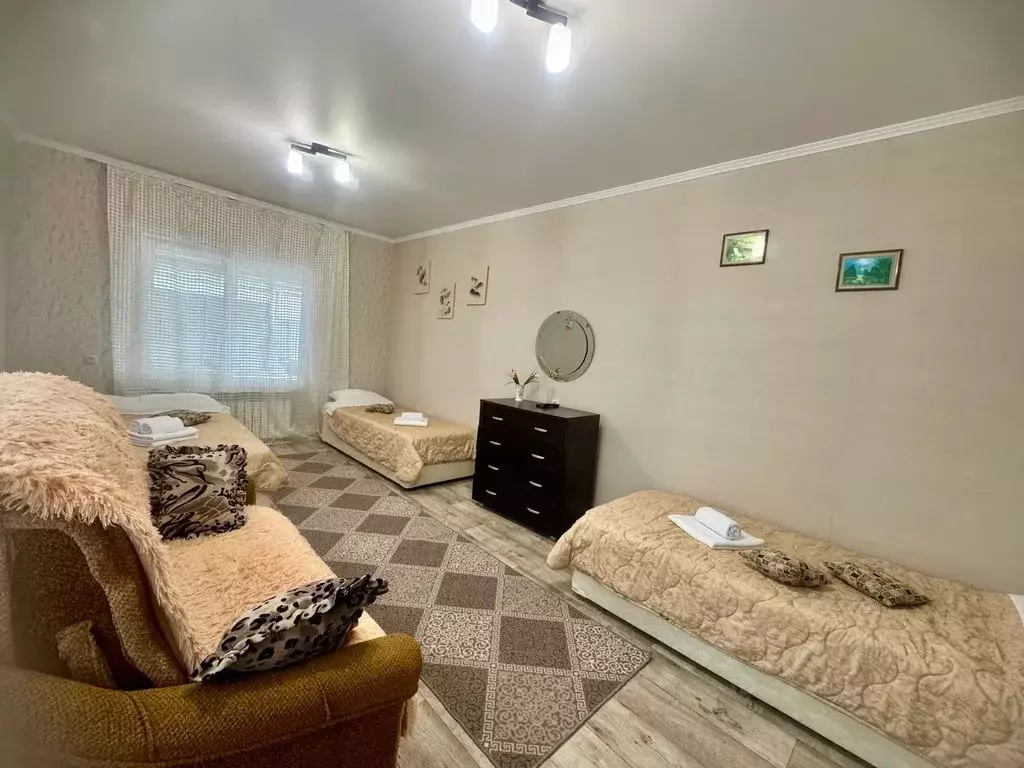 1-к кв. Ставропольский край, Кисловодск ул. Катыхина, 90 (40.0 м) - Фото 1
