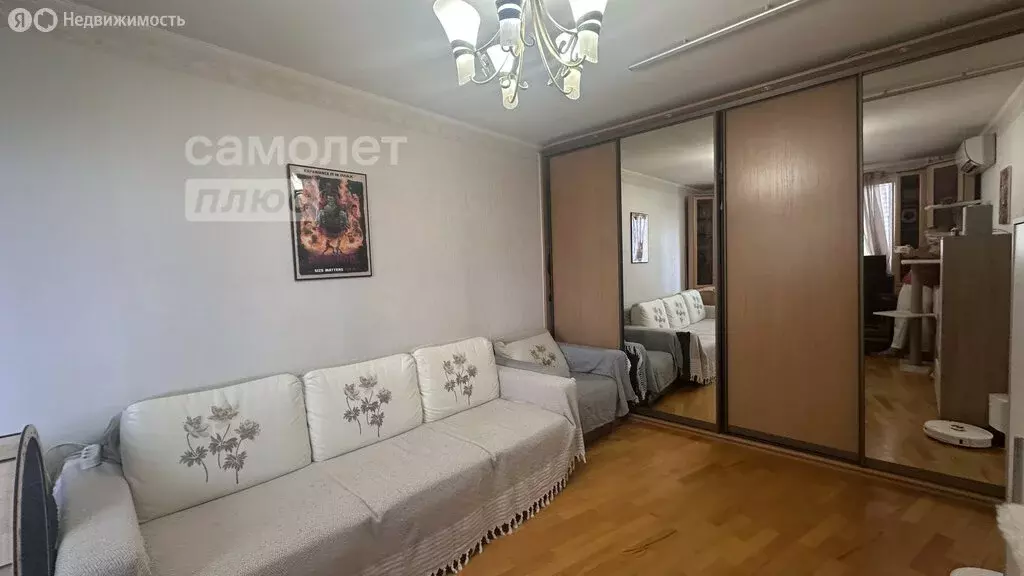 2-комнатная квартира: Москва, Авиационная улица, 72к1 (51.4 м) - Фото 0