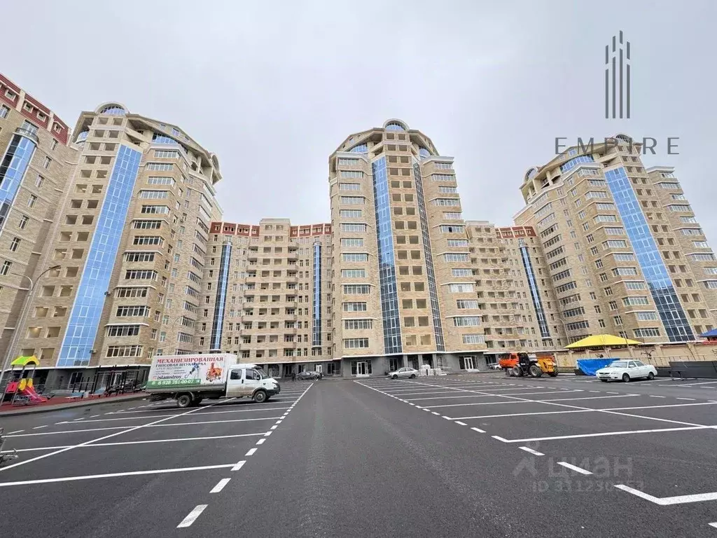 3-к кв. Чеченская республика, Грозный ул. Мира, 52Ак2 (92.0 м) - Фото 0
