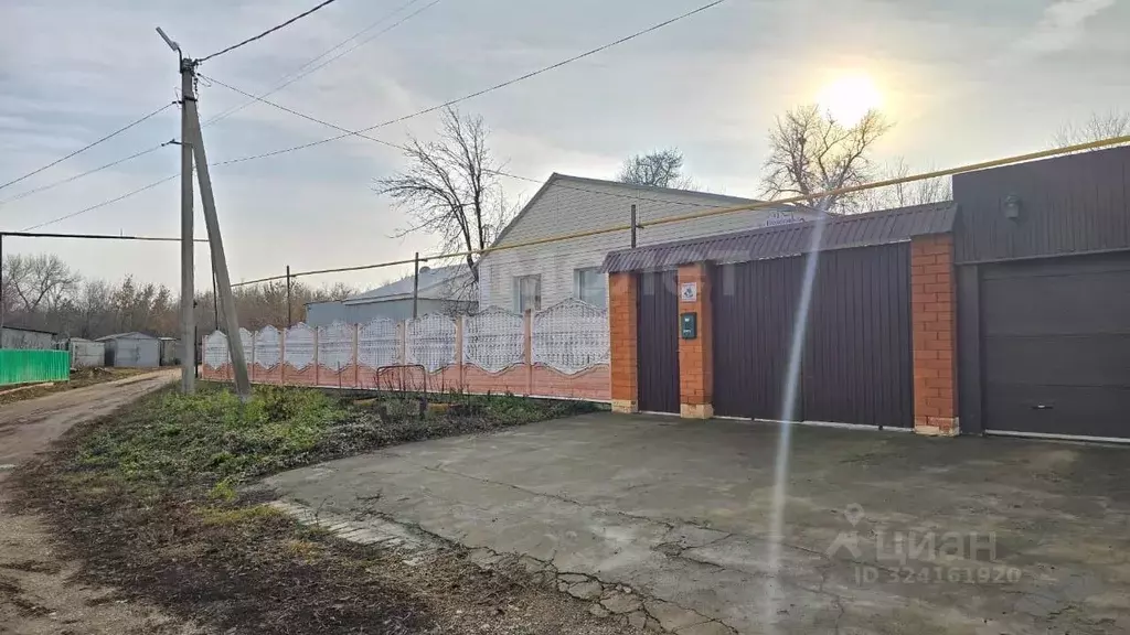 Дом в Оренбургская область, пос. Переволоцкий ул. Геологов, 41 (78 м) - Фото 2