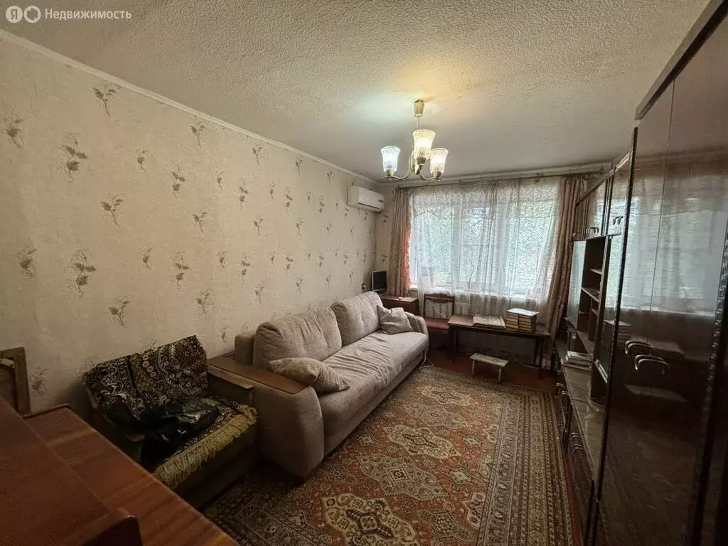 2-комнатная квартира: Батайск, микрорайон Авиагородок, 18 (40.4 м) - Фото 0