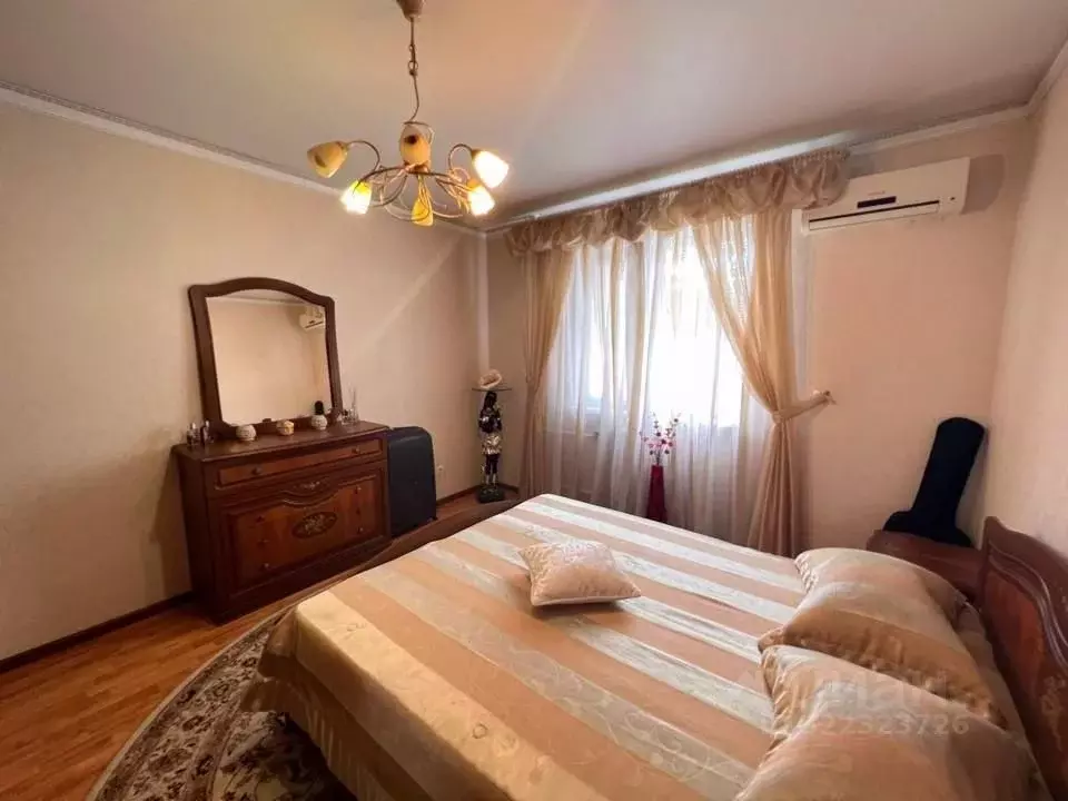 4-к кв. Астраханская область, Астрахань ул. Савушкина, 4к1 (160.0 м) - Фото 1