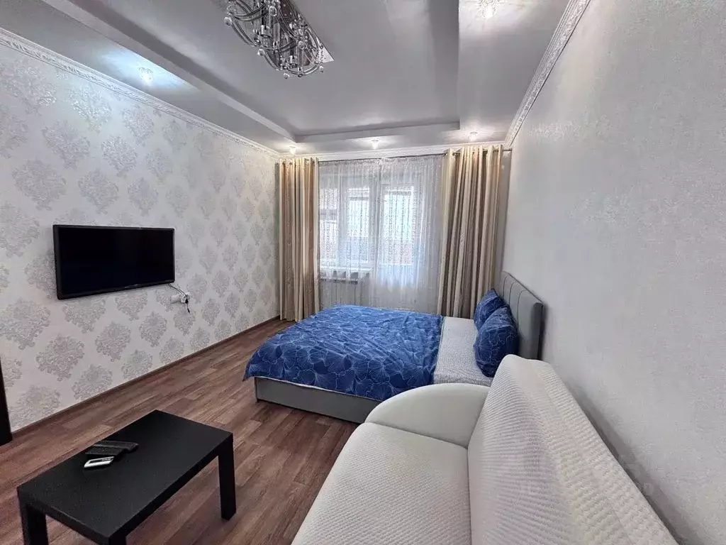 1-к кв. Татарстан, Казань ул. Адоратского, 4 (40.0 м) - Фото 1