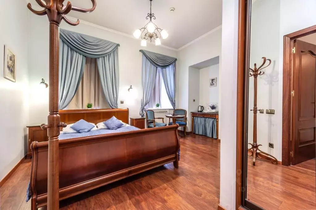 Комната Санкт-Петербург Невский просп., 74-76 (18.0 м) - Фото 1