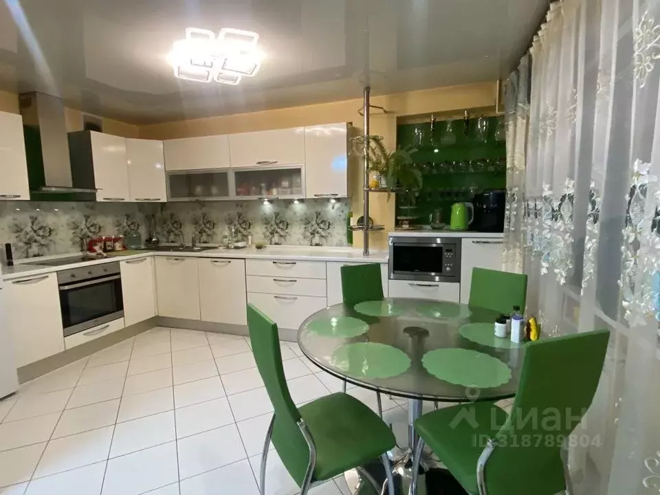 3-к кв. Иркутская область, Иркутск Первомайский мкр, 33/4 (76.0 м) - Фото 0