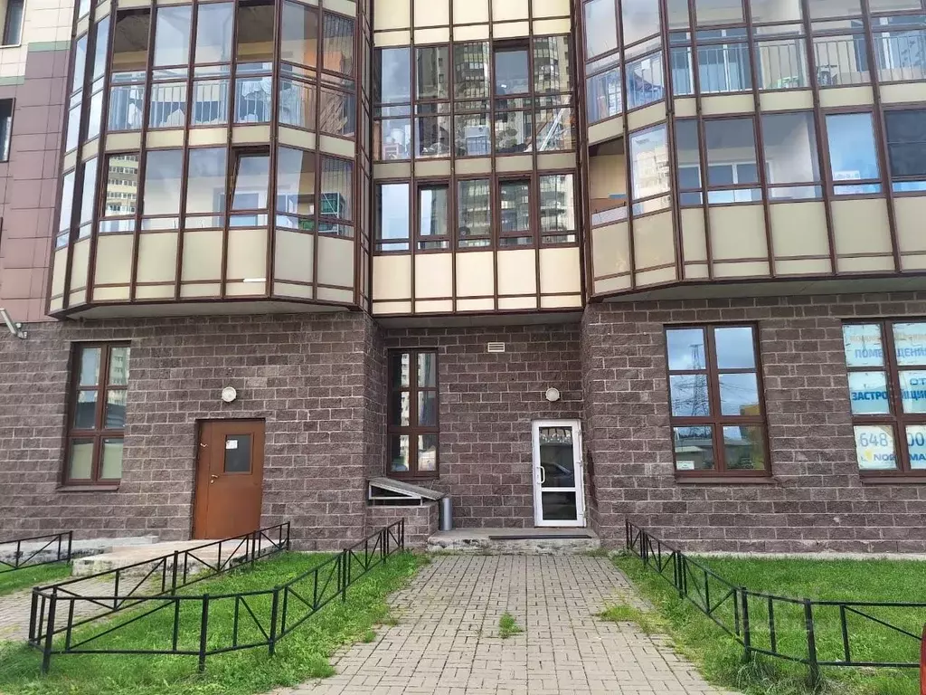 Помещение свободного назначения в Санкт-Петербург пос. Парголово, ... - Фото 1