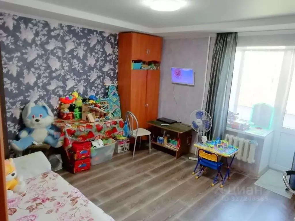 Комната Омская область, Омск ул. Свободы, 43 (8.4 м) - Фото 1