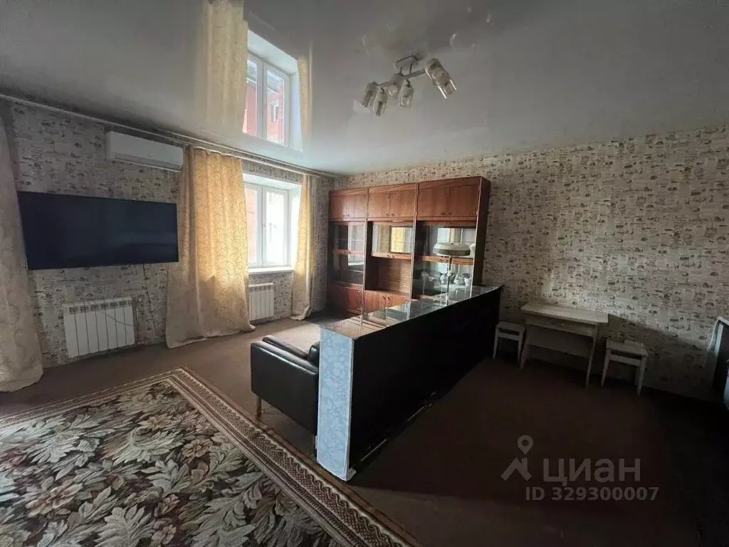 Студия Омская область, Омск просп. Комарова, 16 (40.0 м) - Фото 1